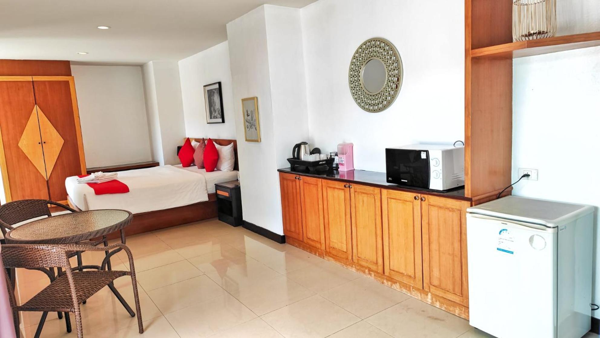Patong Cocoon Apk Resort & Spa מראה חיצוני תמונה